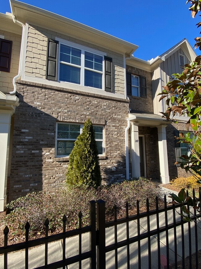 249 Aventine Ln Rentals in Smyrna, GA