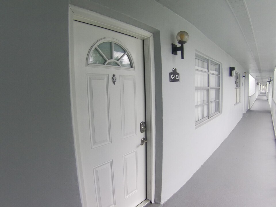 133 Normandy Ln in Delray Beach, FL - Building Photo