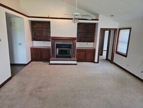 2380 Willow Rd in Springfield, OH - Building Photo - Building Photo