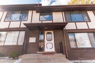 310 George St in Bensenville, IL - Building Photo