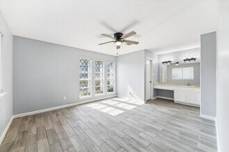 7235 Gallant Glen Ln in Houston, TX - Building Photo - Building Photo