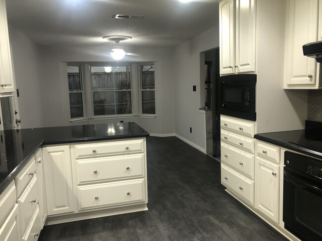 property at 4804 Ridgeline Dr