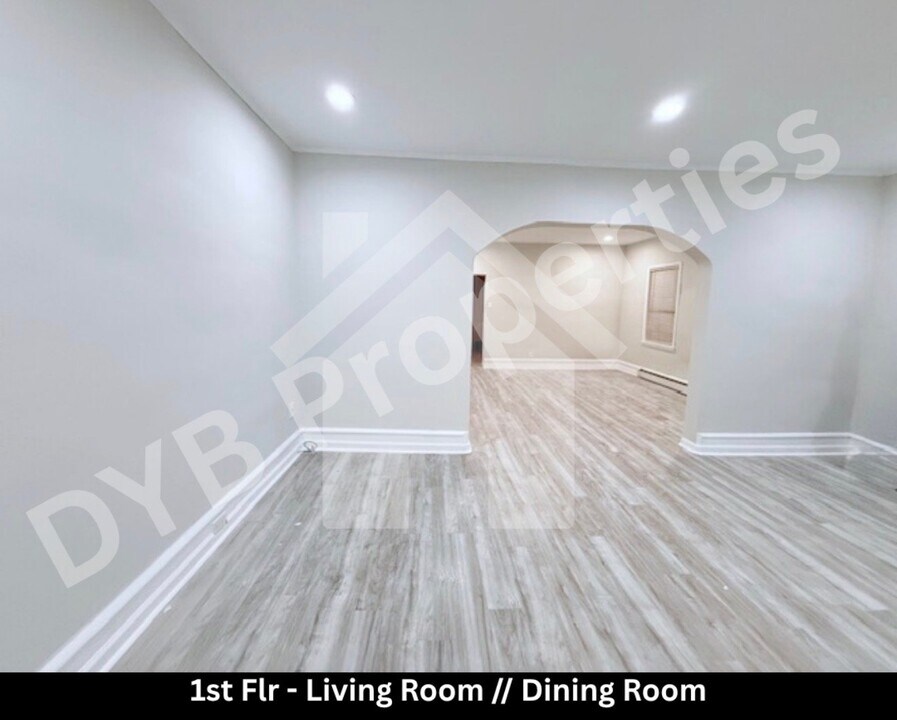 56 Kent Ln in Wilkes-Barre, PA - Building Photo