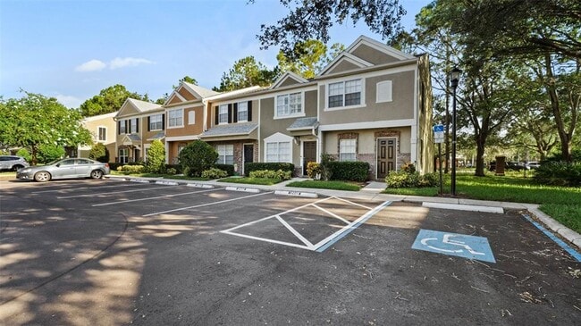 12444 Berkeley Square Dr in Tampa, FL - Building Photo - Building Photo