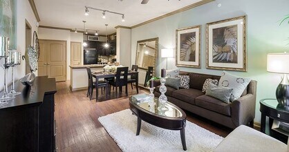 3200 Pebble Trace Dr in Houston, TX - Building Photo - Building Photo