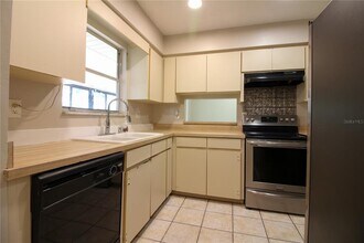 4202 Sunny View Dr in Lakeland, FL - Building Photo - Building Photo