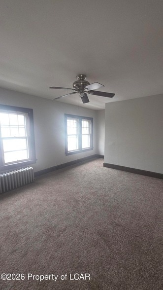 117 E Green St, Unit 2 in Nanticoke, PA - Foto de edificio - Building Photo