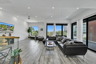 340 Balboa St in Hollywood, FL - Foto de edificio - Building Photo