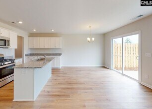 1102 Semoran Wy in Columbia, SC - Building Photo - Building Photo