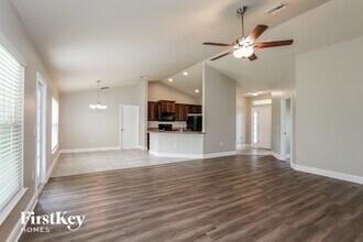 476 Windermere Dr in Lehigh Acres, FL - Building Photo - Building Photo