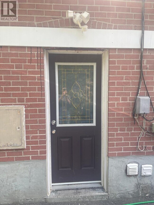 property at 61 Aurora Heights Dr