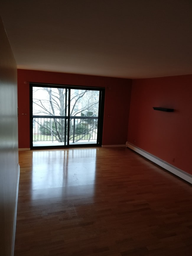 8453 W Gregory St, Unit 60 in Chicago, IL - Building Photo - Building Photo