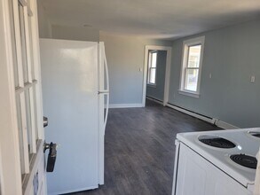 2 Center St in Andover, CT - Building Photo - Building Photo