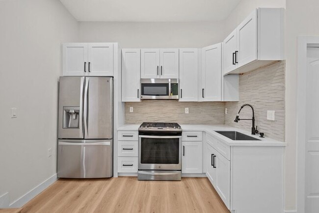 2333 Ridge View Dr in San Diego, CA - Building Photo - Building Photo