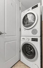 350 W 21st St, Unit 2A in New York, NY - Building Photo - Building Photo