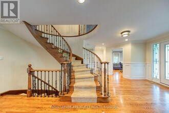 2377 Salem Rd in Ajax, ON - Building Photo - Building Photo