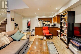 21 Earl St in Toronto, ON - Building Photo - Building Photo