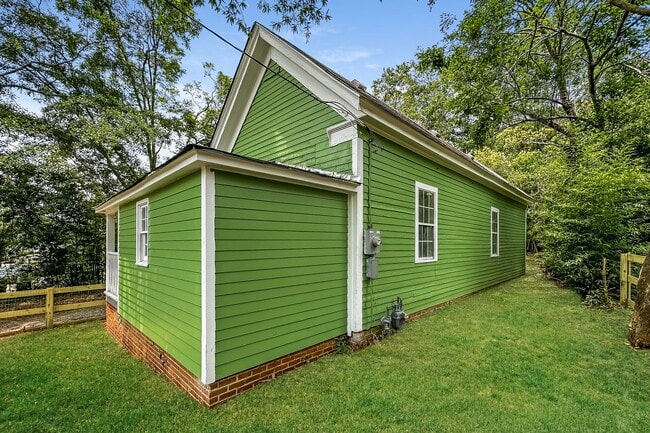 725 Williams St in Griffin, GA - Building Photo - Building Photo