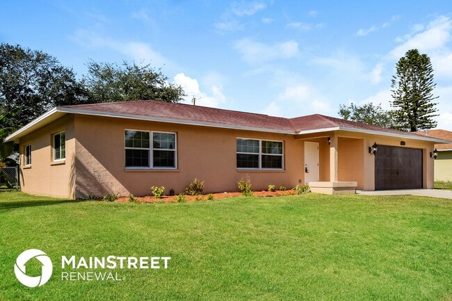 property at 1326 SW 10th Pl