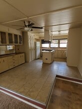 625 Beck Ave in Remsen, IA - Foto de edificio - Building Photo