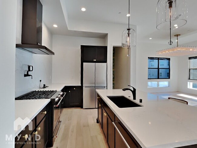 635 Grey Saker St in Las Vegas, NV - Building Photo - Building Photo