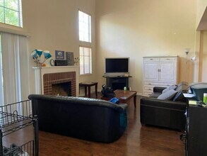 206 2nd St in Davis, CA - Building Photo - Building Photo