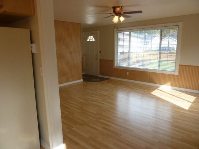 4335 Batting St NE in Keizer, OR - Building Photo - Building Photo