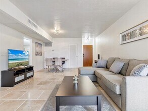 3801 S Ocean Dr, Unit 12S in Hollywood, FL - Foto de edificio - Building Photo
