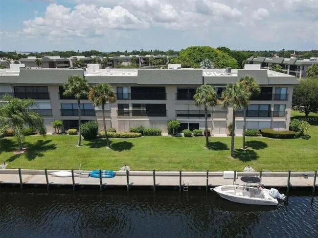 property at 601 Shreve St