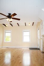 214 North Ave in Burlington, VT - Foto de edificio - Building Photo