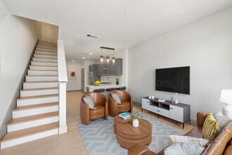 Valle Vista in Del Valle, TX - Building Photo - Building Photo