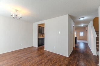 2007 Naplechase Crest Dr, Unit 7-7304 in Spring, TX - Building Photo - Building Photo