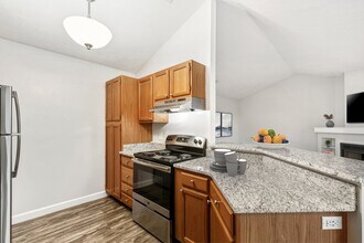 Wrights Point in Fort Wright, KY - Building Photo - Building Photo