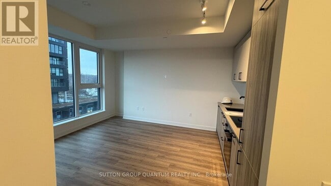 1 Quarrington Lane in North York, ON - Building Photo - Building Photo