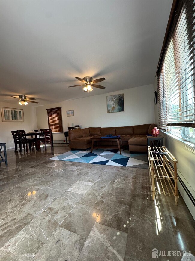 738 18th Ave in Belmar, NJ - Building Photo - Building Photo