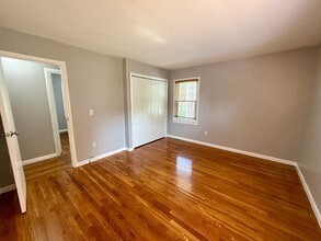 3 Maher Dr in Norwalk, CT - Building Photo - Building Photo