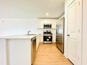 3056 Dawn Sound Dr in Katy, TX - Building Photo - Building Photo