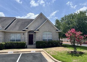 215 Navarro Dr, Unit 215 Navarro in College Station, TX - Building Photo