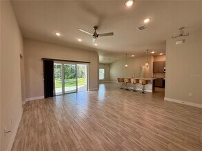 49 Pilgrim Dr in Palm Coast, FL - Building Photo - Building Photo