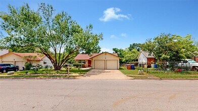 5906 Wagon Bend in Austin, TX - Building Photo - Building Photo