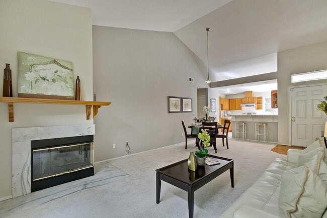 1823 Parkview Green Circle in San Jose, CA - Building Photo - Building Photo