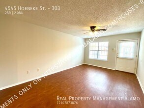 4545 Hoeneke Dr in Kirby, TX - Building Photo - Building Photo