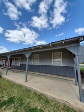 400-402 Pfeil St in Schertz, TX - Building Photo - Building Photo