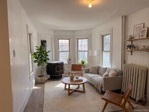 146 NY-284 in Westtown, NY - Building Photo - Building Photo