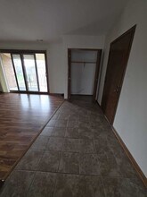 9950 Treetop Dr in Orland Park, IL - Building Photo - Building Photo