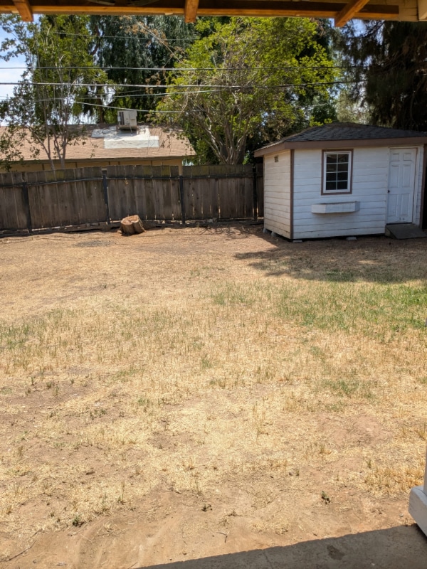 383 W Spruce Ave in Fresno, CA - Building Photo - Building Photo