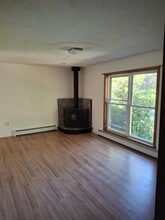 39 Pine Grove Ave in Glenburn, ME - Building Photo - Building Photo