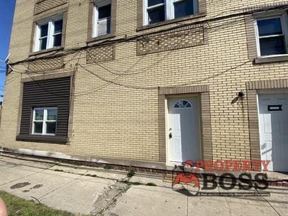 property at 130 E 13th Ave