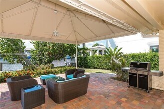 1223 Seminole Dr in Fort Lauderdale, FL - Building Photo - Building Photo