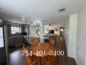 117 Moses Manor Dr in Lorena, TX - Building Photo - Building Photo